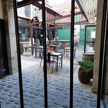 Petit Cocon Aux Portes De La Vieille Garage Gratuit Sur Demande Appartamento