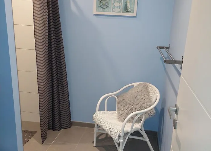 Petit Cocon Aux Portes De La Vieille Garage Gratuit Sur Demande