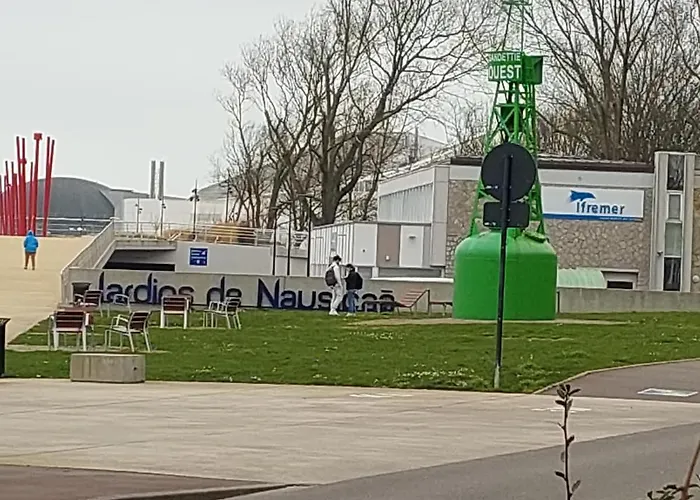 Petit Cocon Aux Portes De La Vieille Garage Gratuit Sur Demande Boulogne-sur-Mer